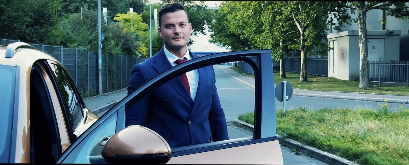 Unterwegs zur Objektbesichtigung – Miraç Söyler, SFinanz Experten Oberhausen